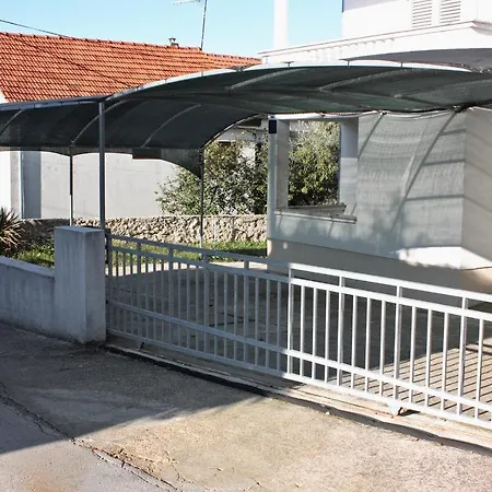 Апартаменты - Diklo 5794a Задар