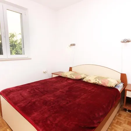 - Diklo 5794a Zadar