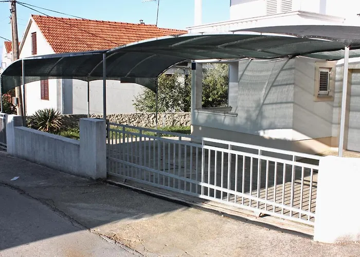 Апартаменты - Diklo 5794a Задар