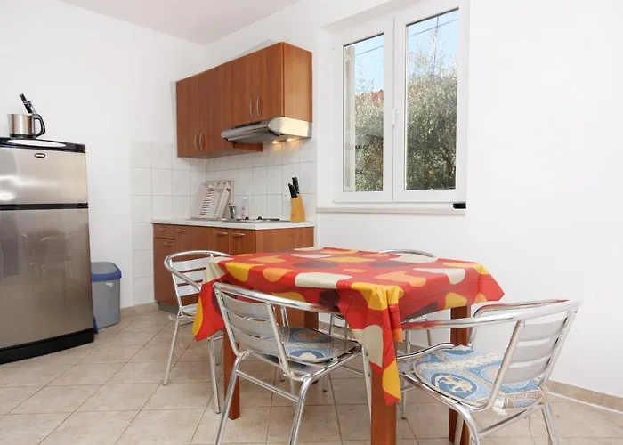 - Diklo 5794a Apartmán Zadar